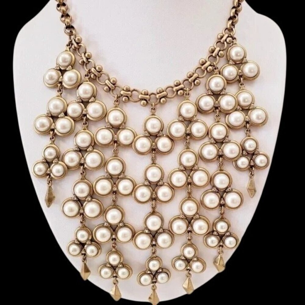 Stella & Dot Dahlia Pearl Bib Statement Necklace - Picture 9 of 9